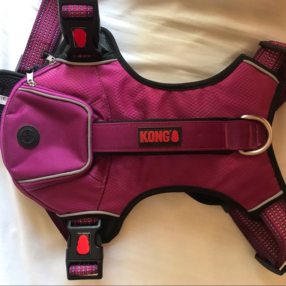 Kong XL pocket harness